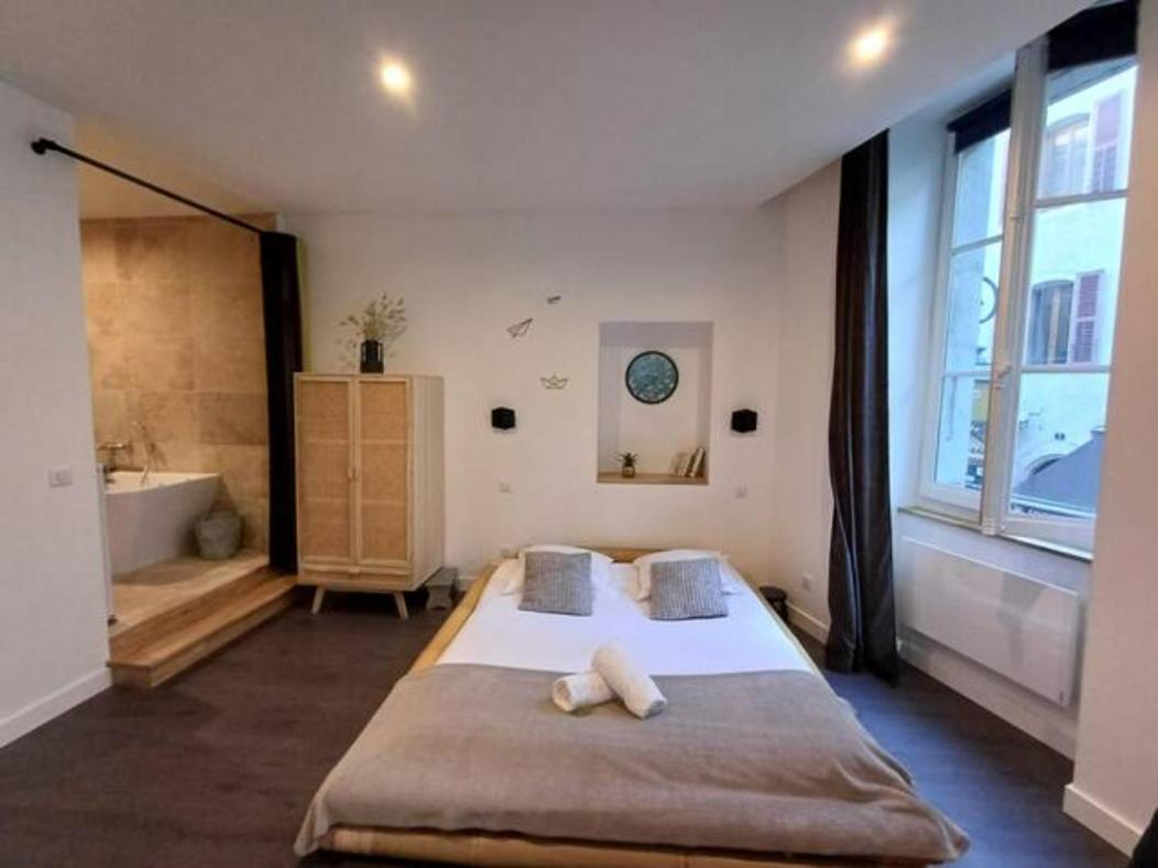 Le Sainte Claire - Majord'Home Annecy Centre Dış mekan fotoğraf